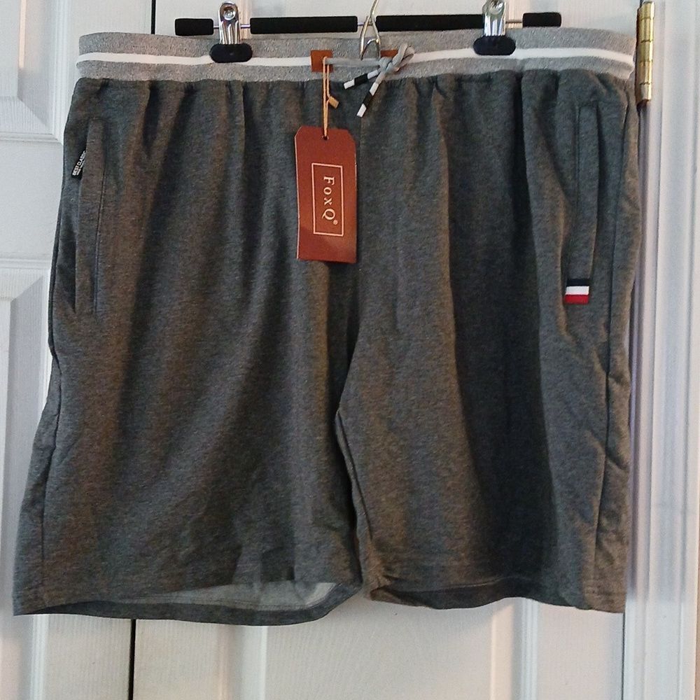 FoxQ  sport gray pull on athletic comfy shorts  Sz XXXXL  (4X)